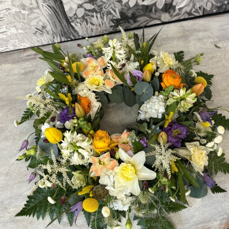 Mixed Funeral Wreath
