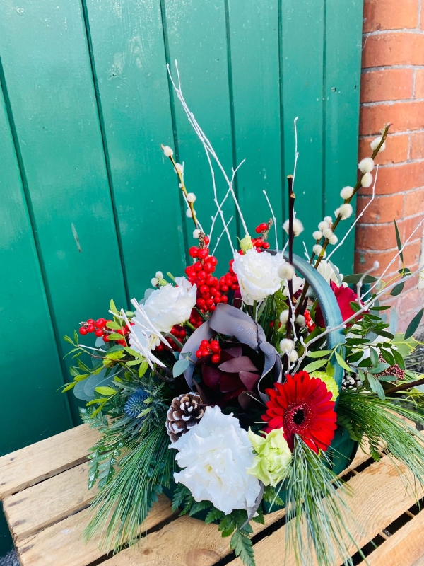 Jolly Holiday Basket